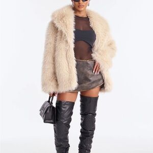 Fashion Nova Chic Cream Faux Fur Coat LARGE